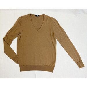 Uniqlo Brown V neck 100% Wool Sweater M